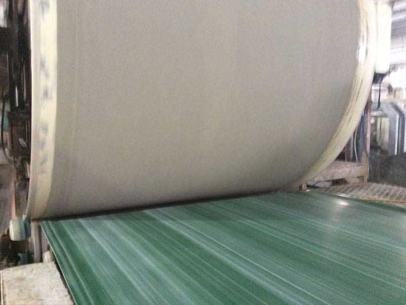 Processus de production des plaques en fibrociment